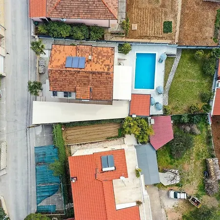 Urban Вилла Трогир